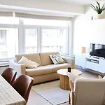 Appartement Hugo By The Harbor, Light-filled And Centrally Located - Free Parking Oostende