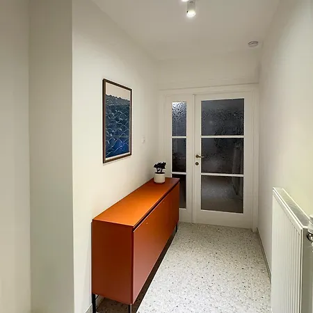 Hugo By The Harbor, Light-filled And Centrally Located - Free Parking オステンド