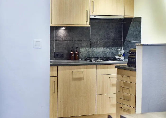 Hugo By The Harbor, Light-filled And Centrally Located - Free Parking アパート オステンド